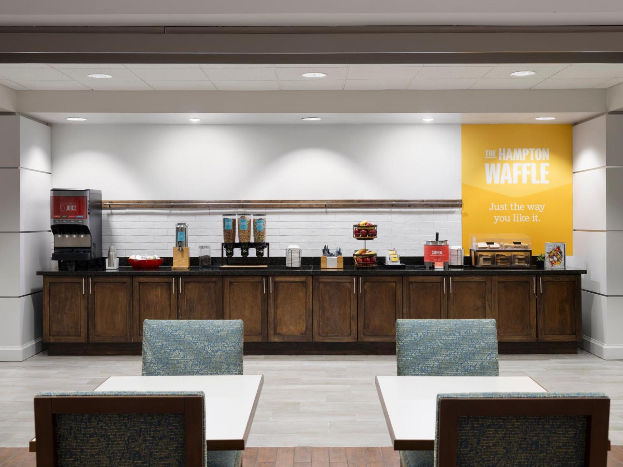 Hampton Inn Houston Near The Galleria Exterior photo